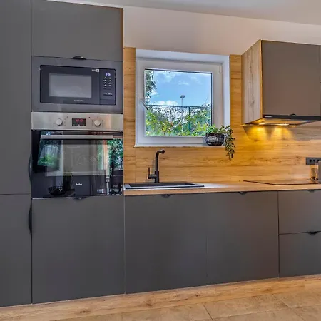 Cozy Ella Nature With Pool Near The *