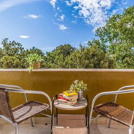 Cozy Ella Nature With Pool Near The * بيروغ