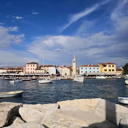 فيلة Cozy Ella Nature With Pool Near The بيروغ